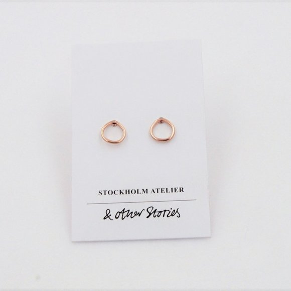 & Other Stories Jewelry - & Other Stories Rose Gold Loop Studs Earrings
